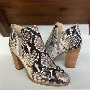 Vince Camuto Snakeskin booties